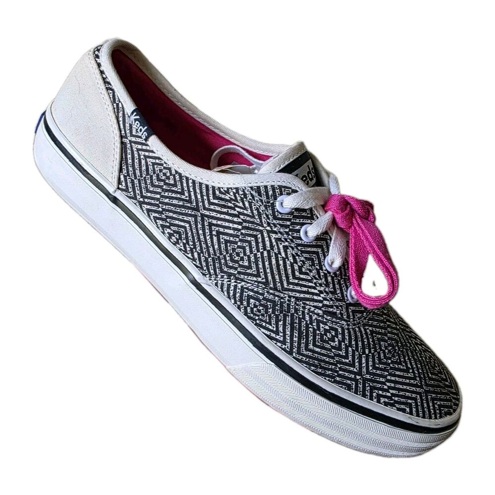 Keds Women's Size 9 Double Dutch Optic sneakers White/pink Laces